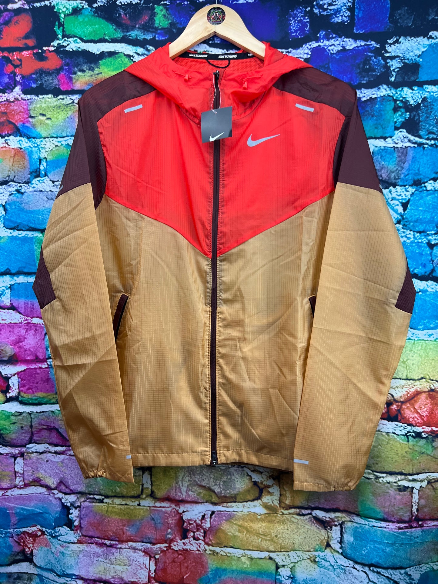 Nike WindRunner Red/Brown
